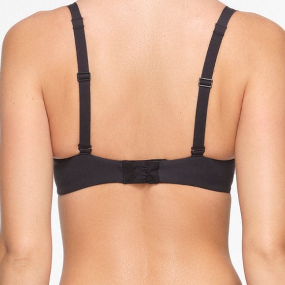 SKIMS NWT Fits Everybody High Apex Plunge Bra 34DD Onyx (SK0025) - Picture 2 of 4
